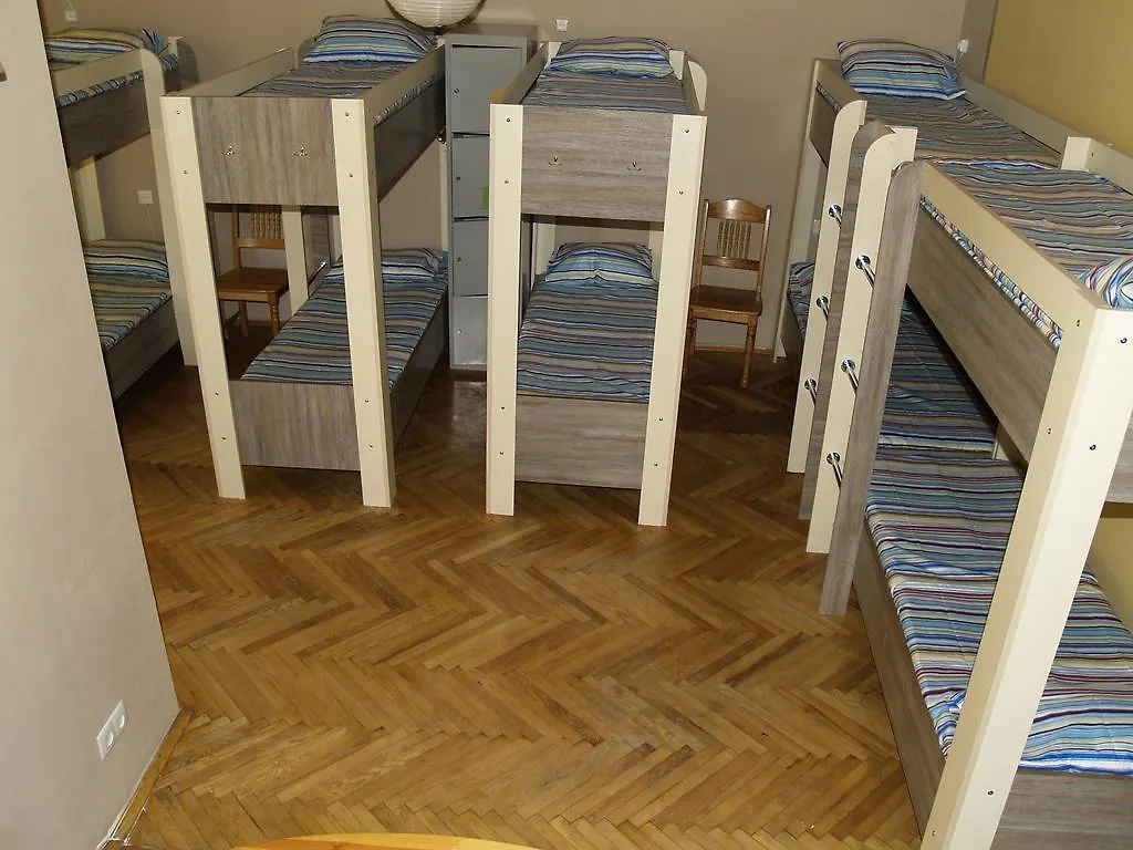 B57 Hostel On Podol Kiev